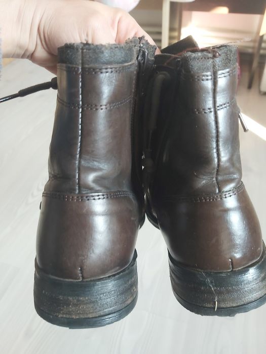 Ghete Levis piele barbati mărimea 39-40