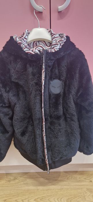 Зимно якес две лица  Super Rebel