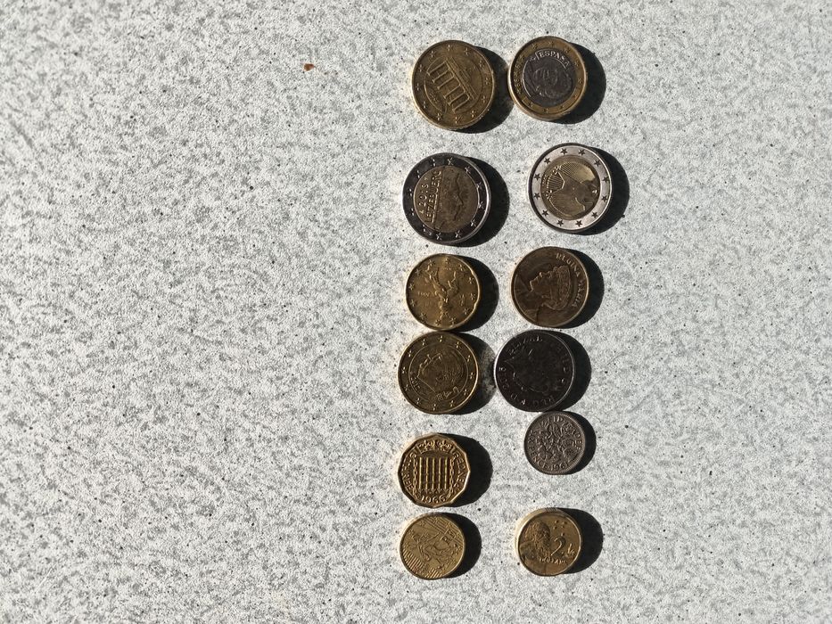 Monezi vechi și f vechi