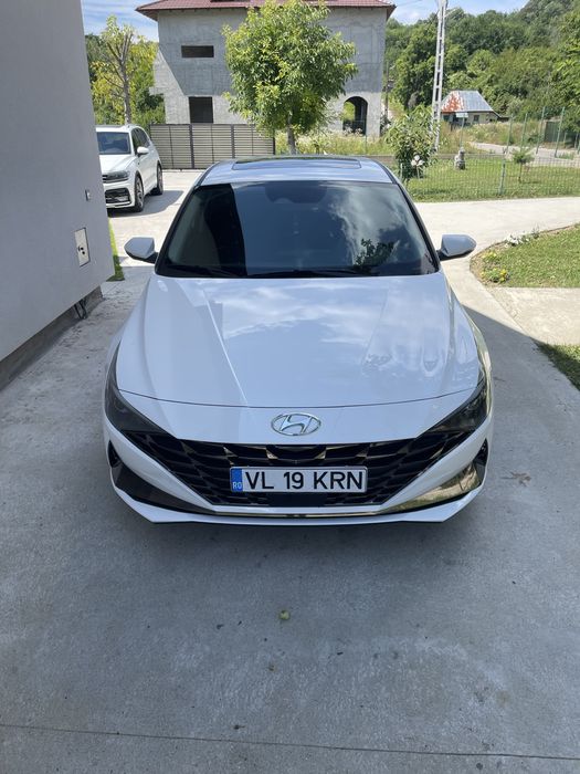 Hyundai Elantra 2023 Hybrid