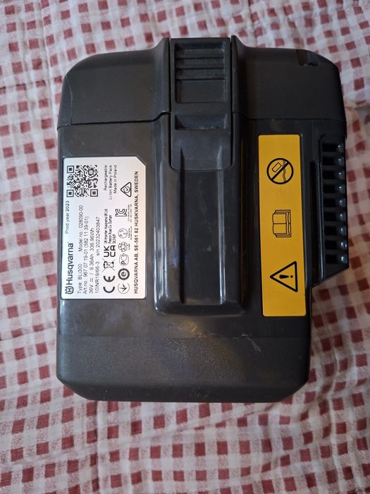 Acumulator husqvarna bli300 36w 9,36 ah profesional