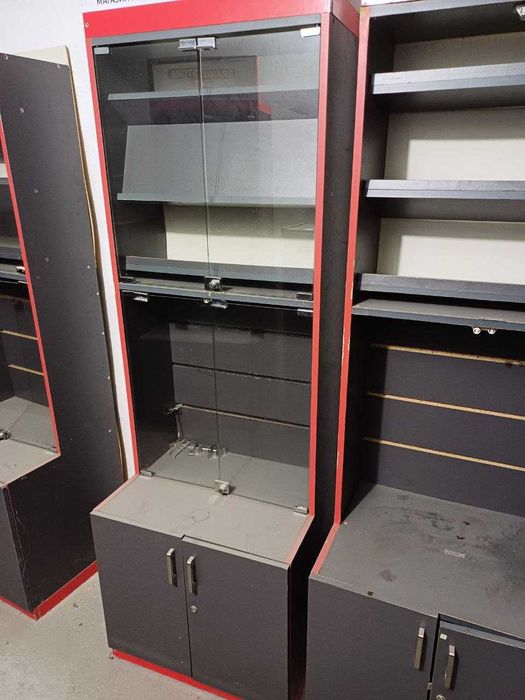 Мебель витринная б/у