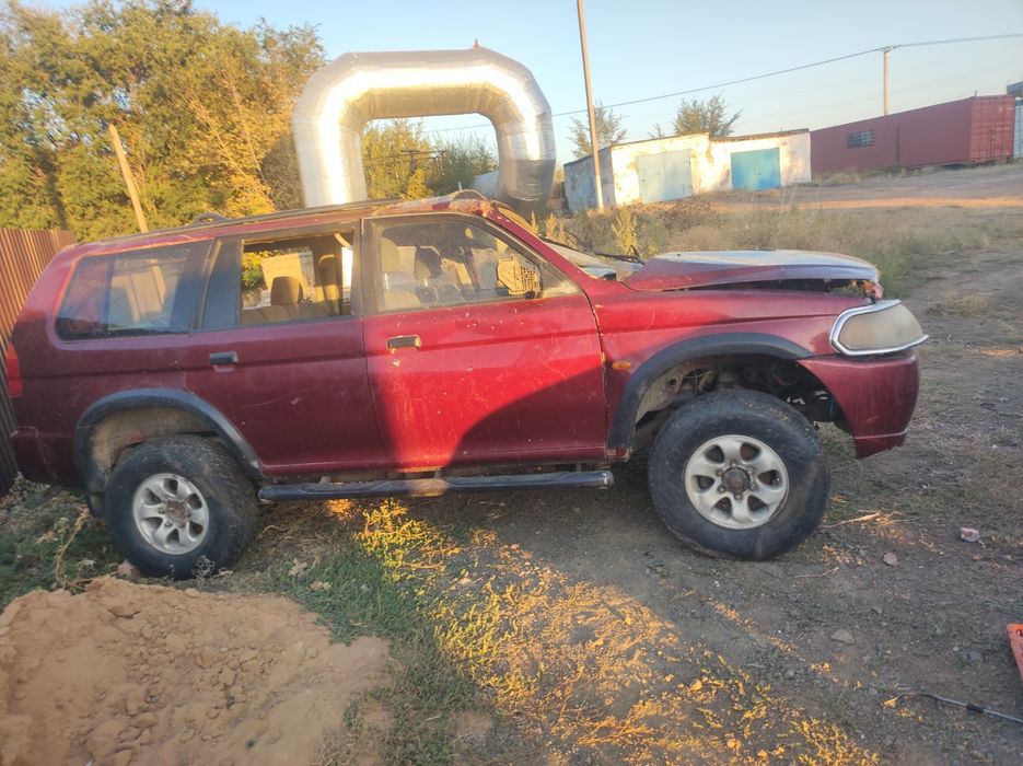 Mitsubishi Montero sport