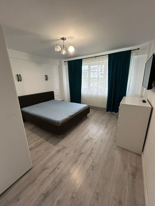 Inchiriez Apartament 3 camere zona Bucium