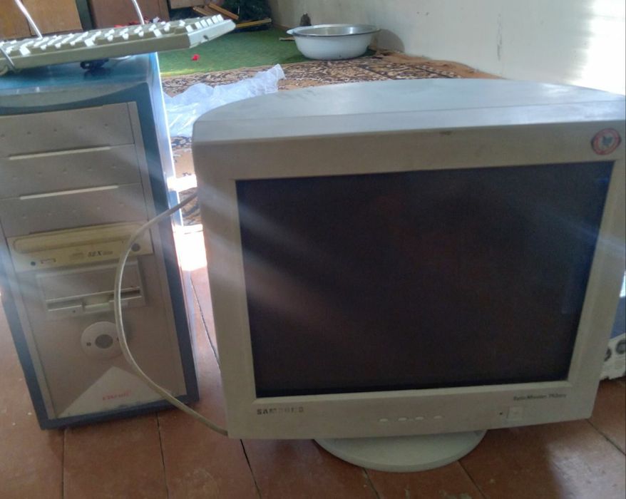 Kompyuterlar sotiladi