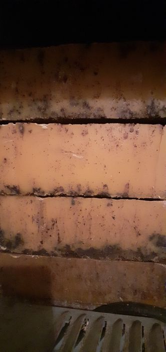 Продавам пчелен восък