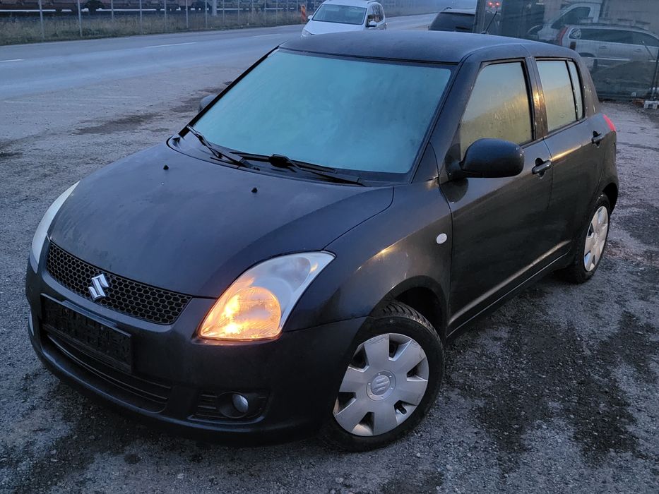 Suzuki swift 4x4 1.3 benzina 162000 km Anul 2008  Încălzire scaune Car