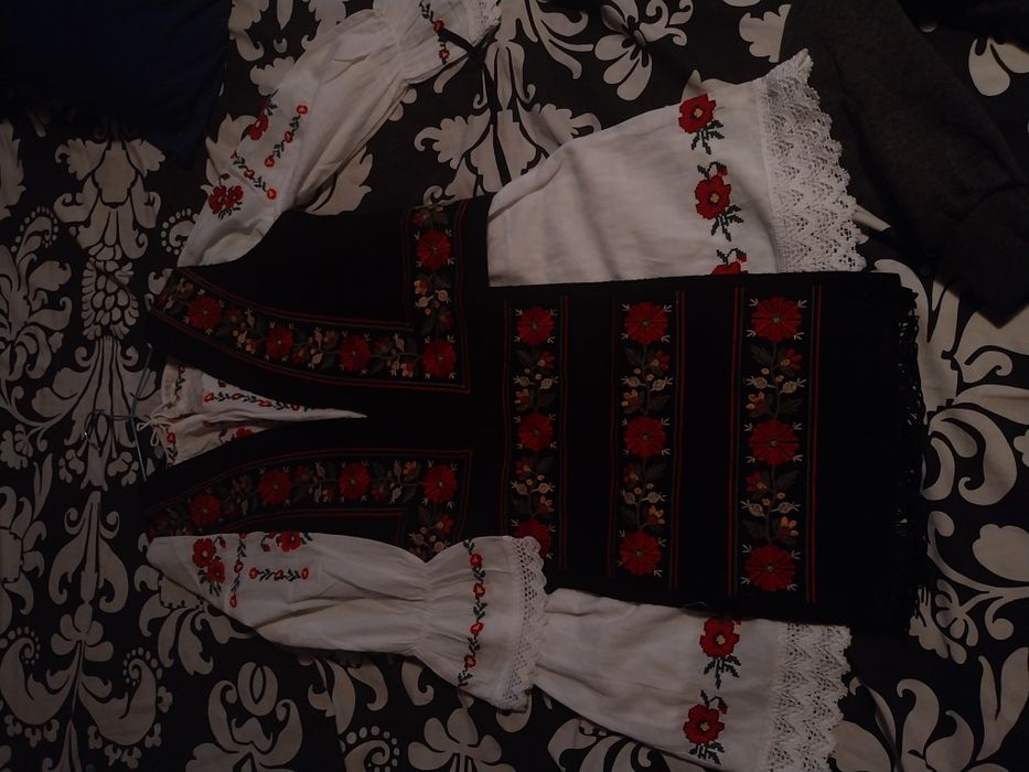 Costum popular,oltenesc