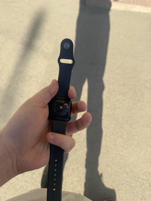 Продам apple watch se 2gen 44mm