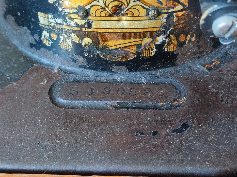 Ручная швейная машинка SINGER