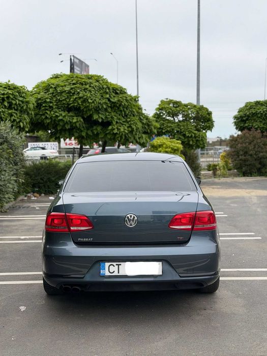 VOLKSWAGEN Passat 2011 — imagine 4