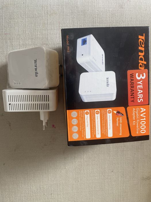 Powerline адаптер Tenda av1000
