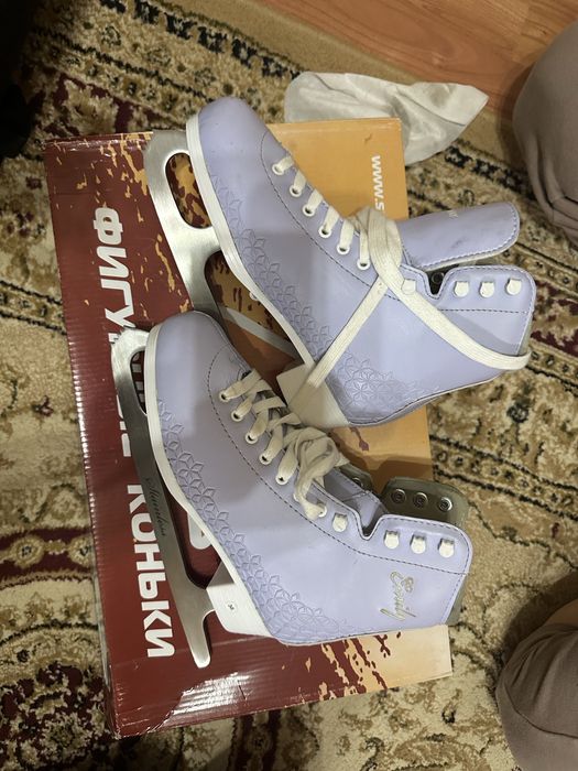 Коньки хокейные и фигурные