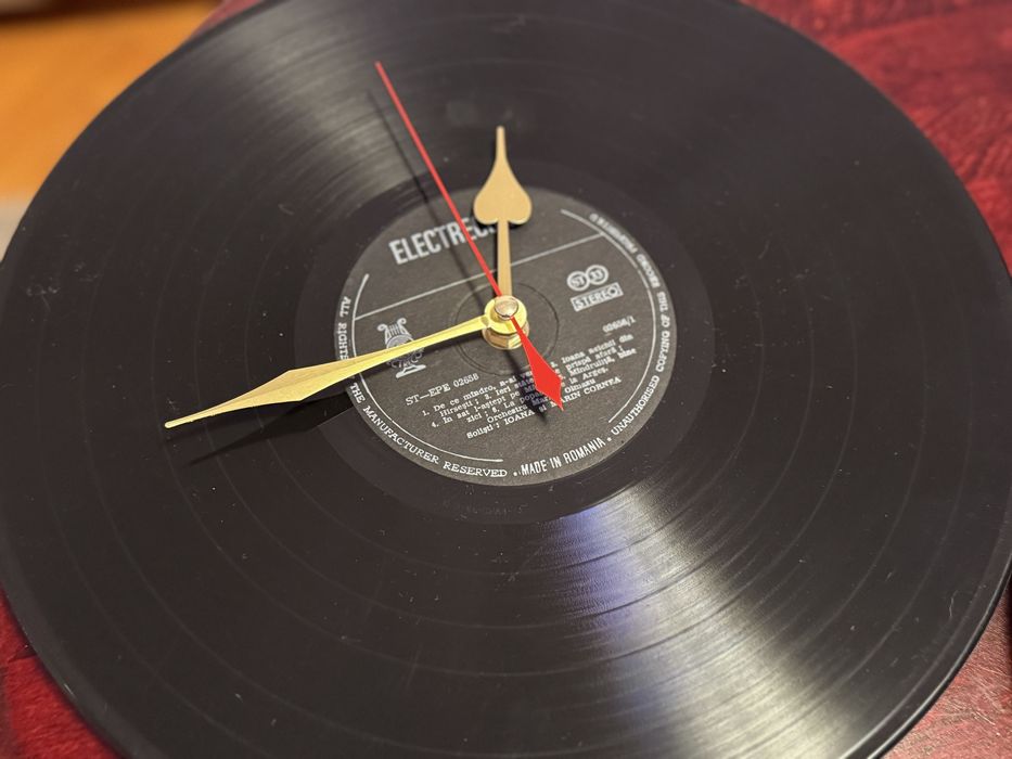 Ceas Retro vinil ELECTRECORD original – cadou handmade muzical