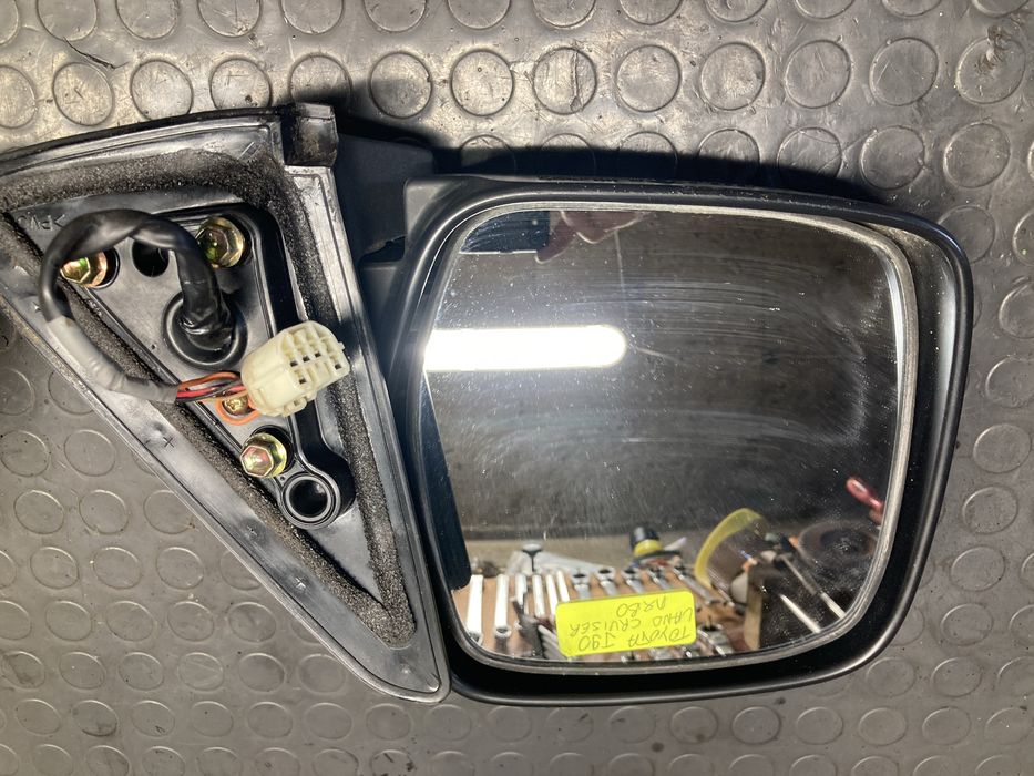 Огледала/Огледало за тойота ланд крузер/Land cruiser J90 96-02г