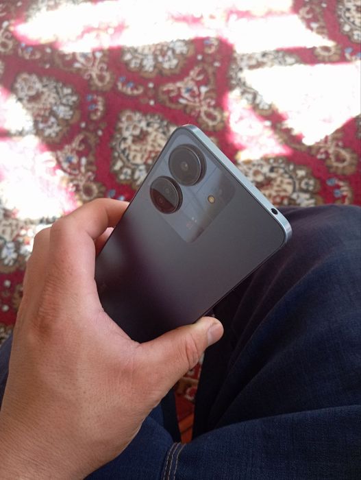 RedMi 13C Sotiladi 8/256GB koʻk rang