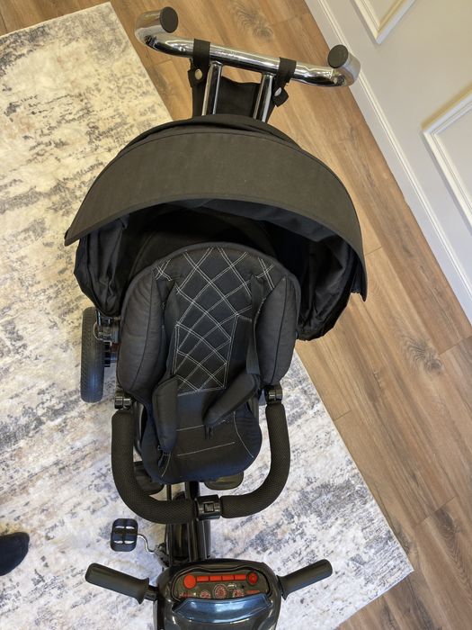 Велоколяска почти новая