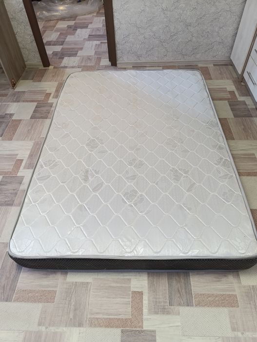 Продам матрас новый