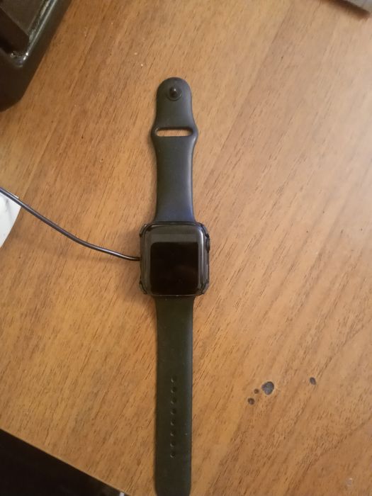 Продам смарт часы apple watch8