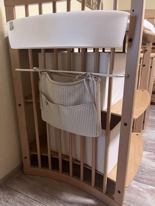 Set patut Stokke Sleepi cu masa de infasat