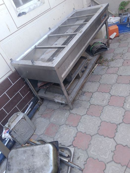 Продам стол для кухни для еды