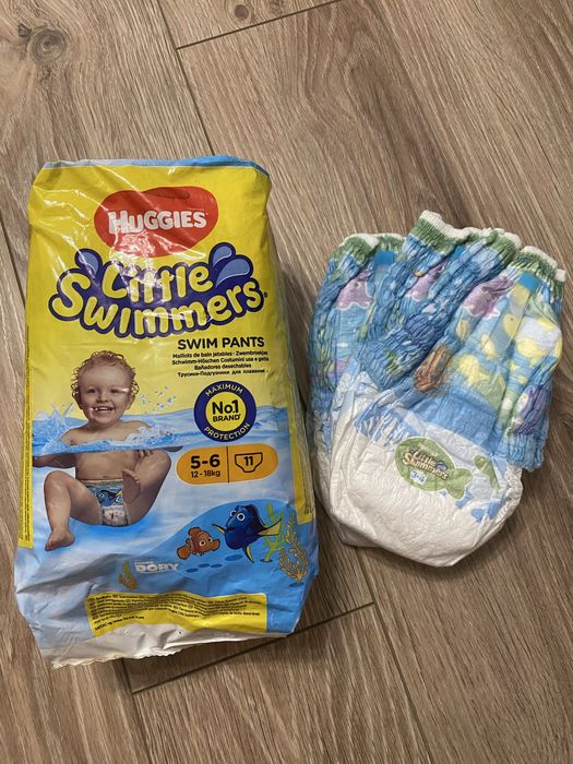 Памперсы для плавания 12-18кг Huggies