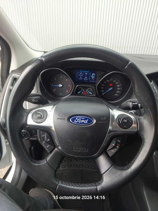 FORD Focus 2012 — imagine 4