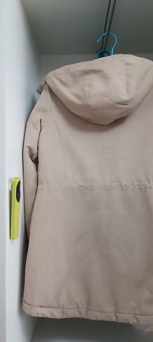 Продам куртку(Аляску) на девочку