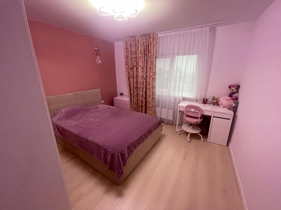 Inchiriere apartament cu 4 camere, zona Opanez.