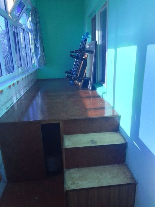 Карши шахри уй сртилади 2хонали 3этаж