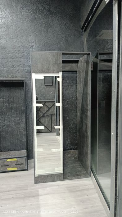 Лофт мебель магазин вешалки полки одежды kiyin dukon uchun jovonlar