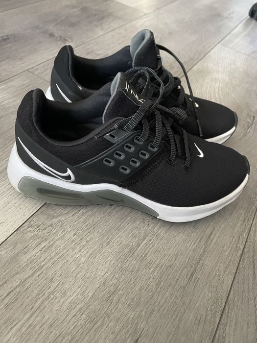 Adidasi nike air max