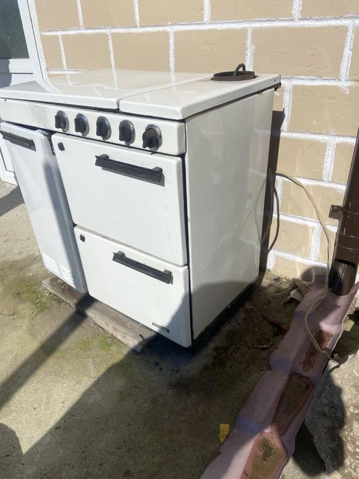 Печка комбинирана дърва/ток