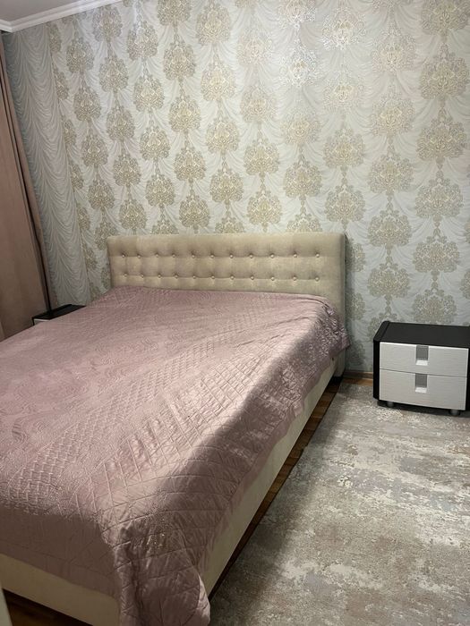 Продается спальный гарнитур