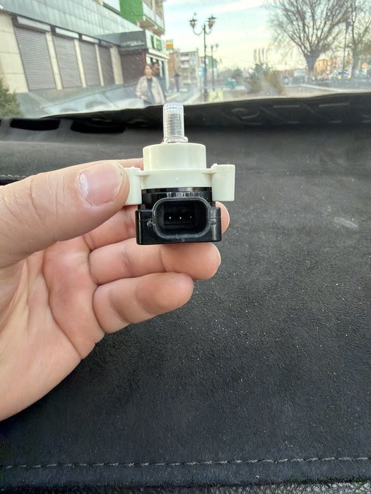 Датчик положения кузова