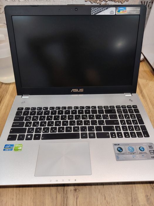 Продаётся ноутбук Asus