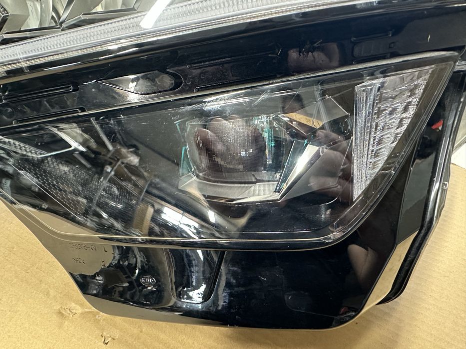 Far stânga full led skoda lodiaq.cod:57h941035.