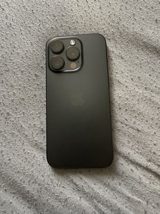 Apple phone 15 pro