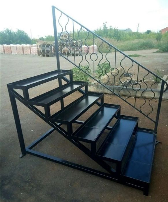 Продам лестницы в стиле лофт.