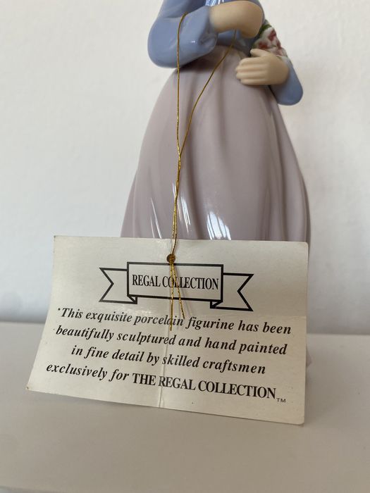 The regal collection - Summertime Suzi 90247 Порцеланова фигурка