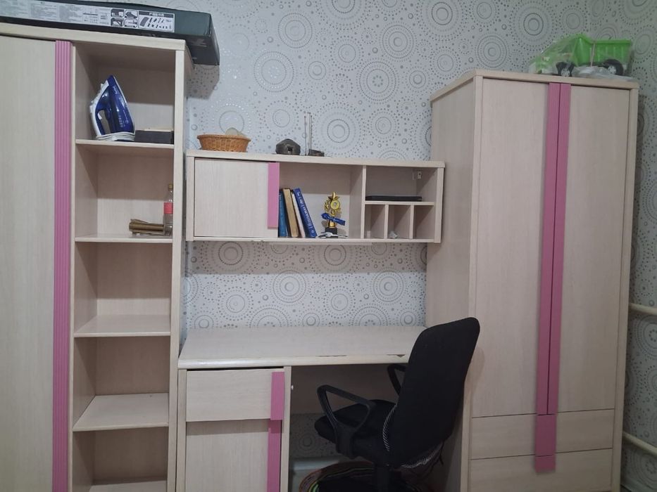Шкаф с диван с  матрасом 2шт
