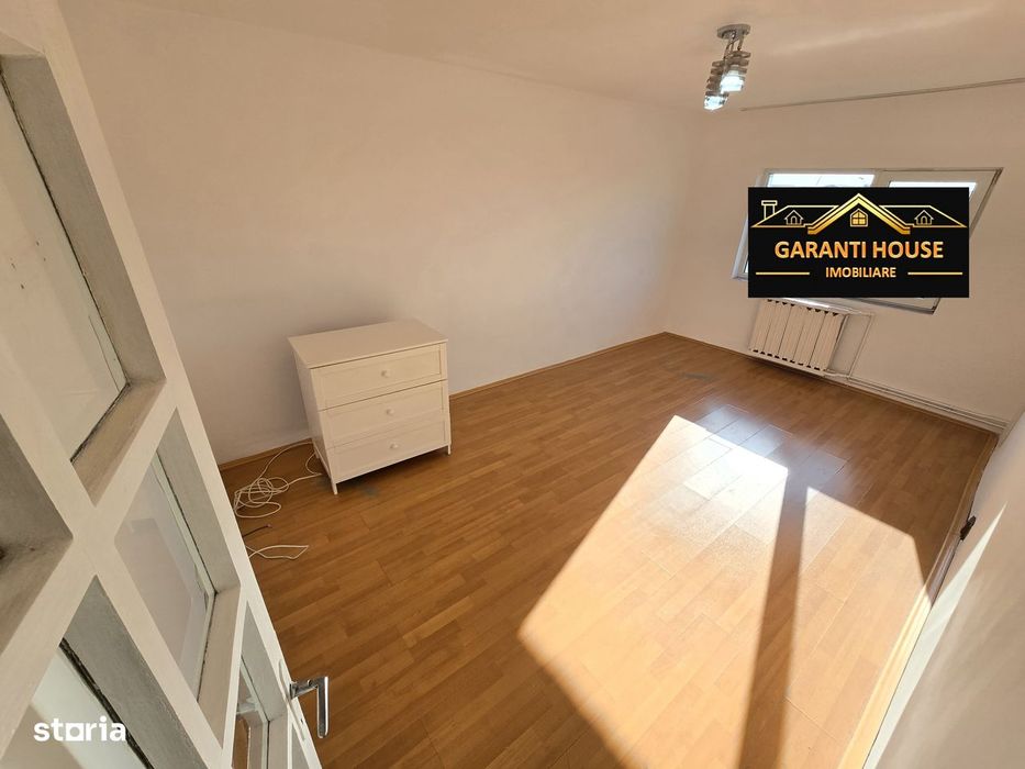 Ariesului, apartament 3 camere, decomandat, partial mobilat, 55 000€