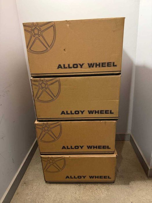 Оригинални джанти Porsche R22 + зимни гуми Pirelli – комплект