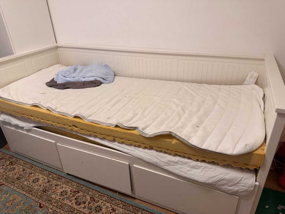 Vand pat Divan Hemnes IKEA - necesita reparatii si dezasamblare