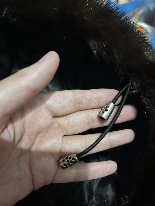 Норковая шуба, Греция