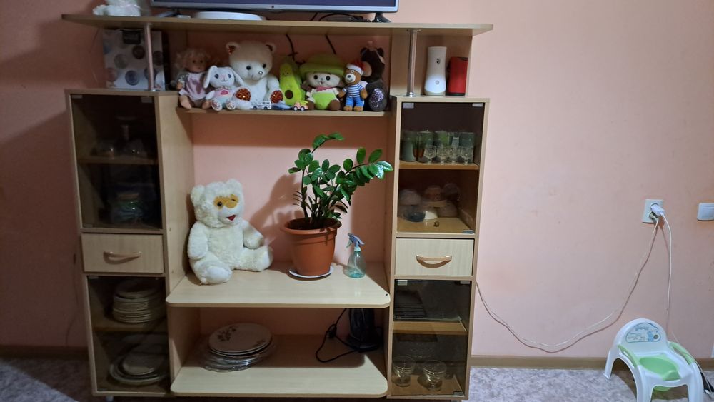 Стенка в гостинную б/у