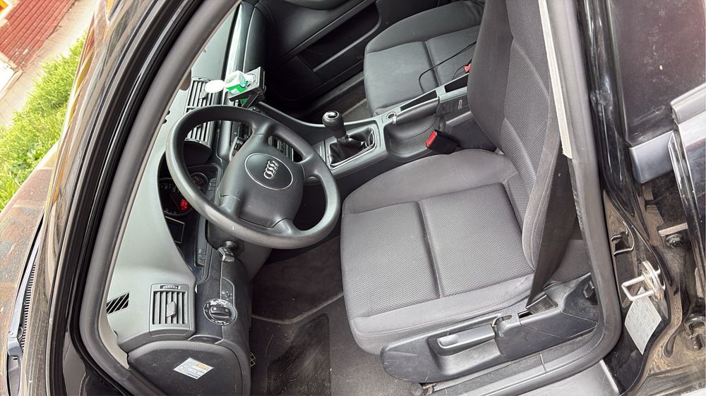 Audi A4 B6 Avant S-line 1.6 Benzină Ambreiaj + Distributie NOI  (102 CP) • Recent Germania