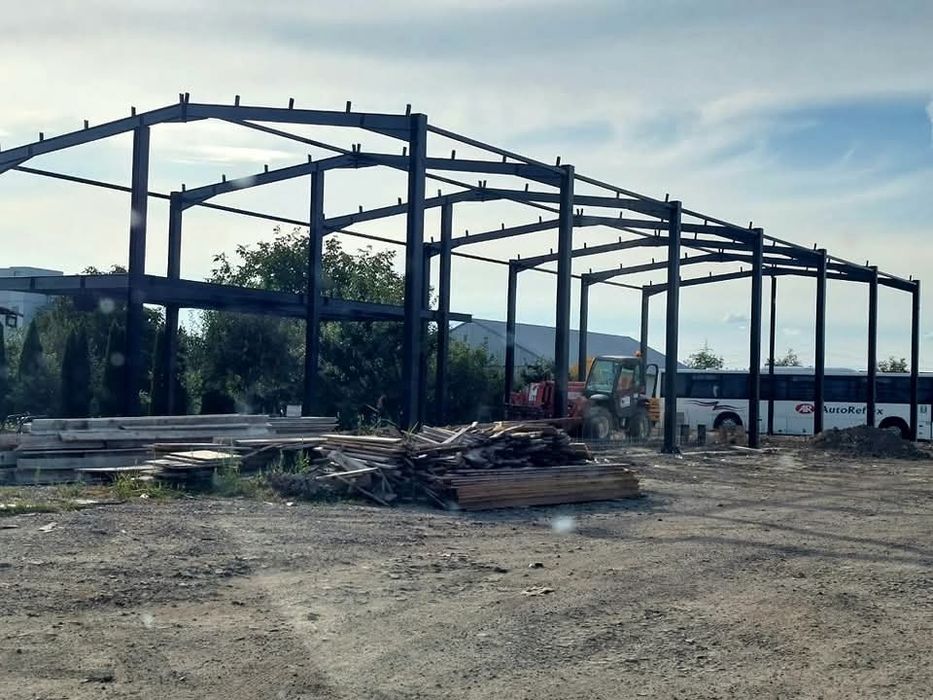 Vând structură metalică stație ITP.
