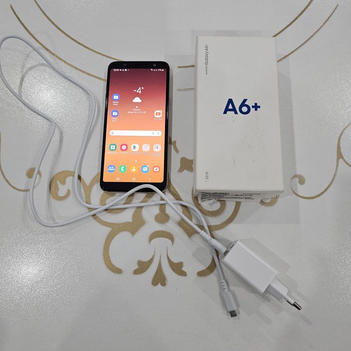 Продажа смартфона.