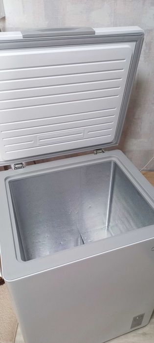 Морозильный ларь Midea 142 л